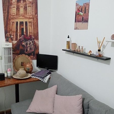 Its Your Choice Hostel 瓦迪穆萨 外观 照片