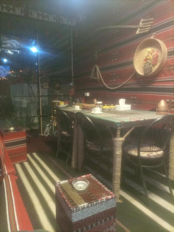 Its Your Choice Hostel 瓦迪穆萨 外观 照片
