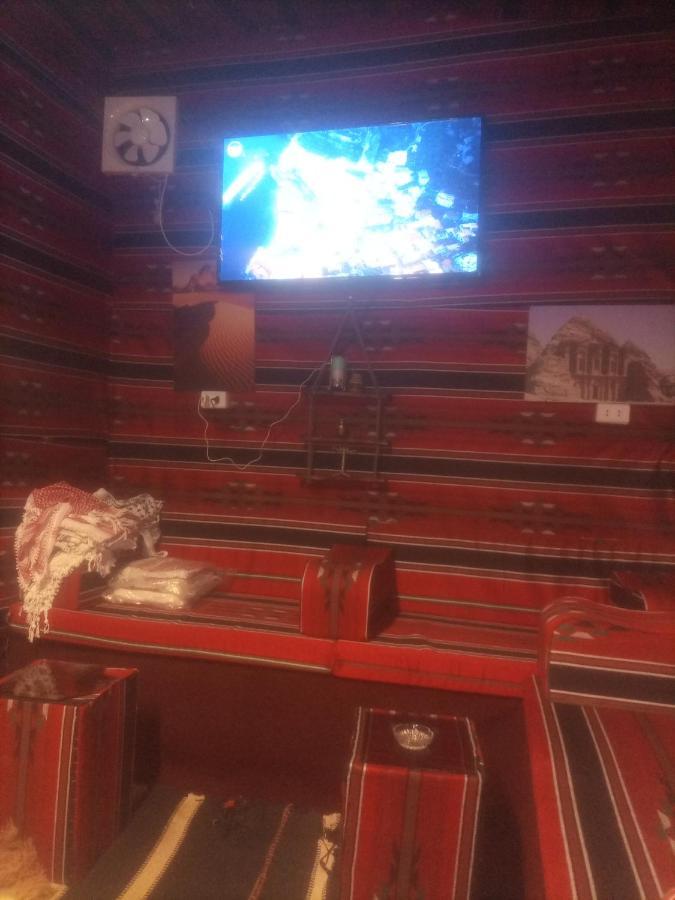 Its Your Choice Hostel 瓦迪穆萨 外观 照片