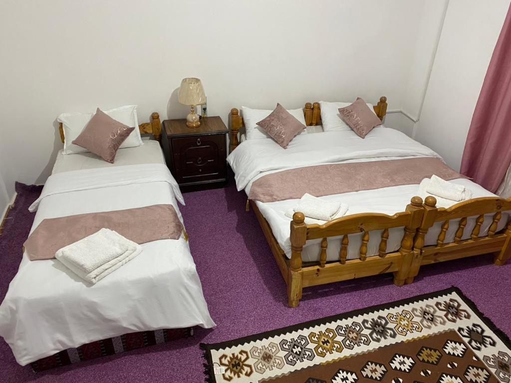 Its Your Choice Hostel 瓦迪穆萨 外观 照片